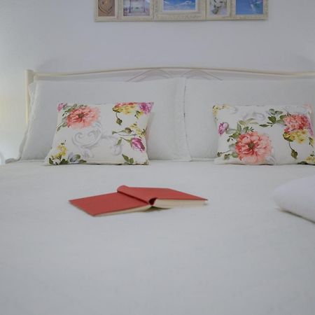 Home Sweet Home Ierapetra  Bagian luar foto
