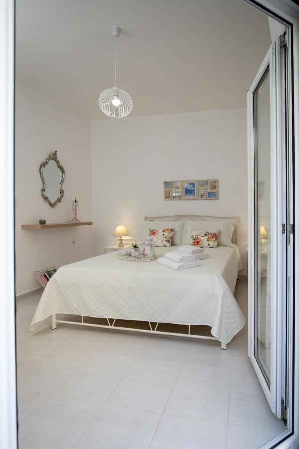 Home Sweet Home Ierapetra  Bagian luar foto